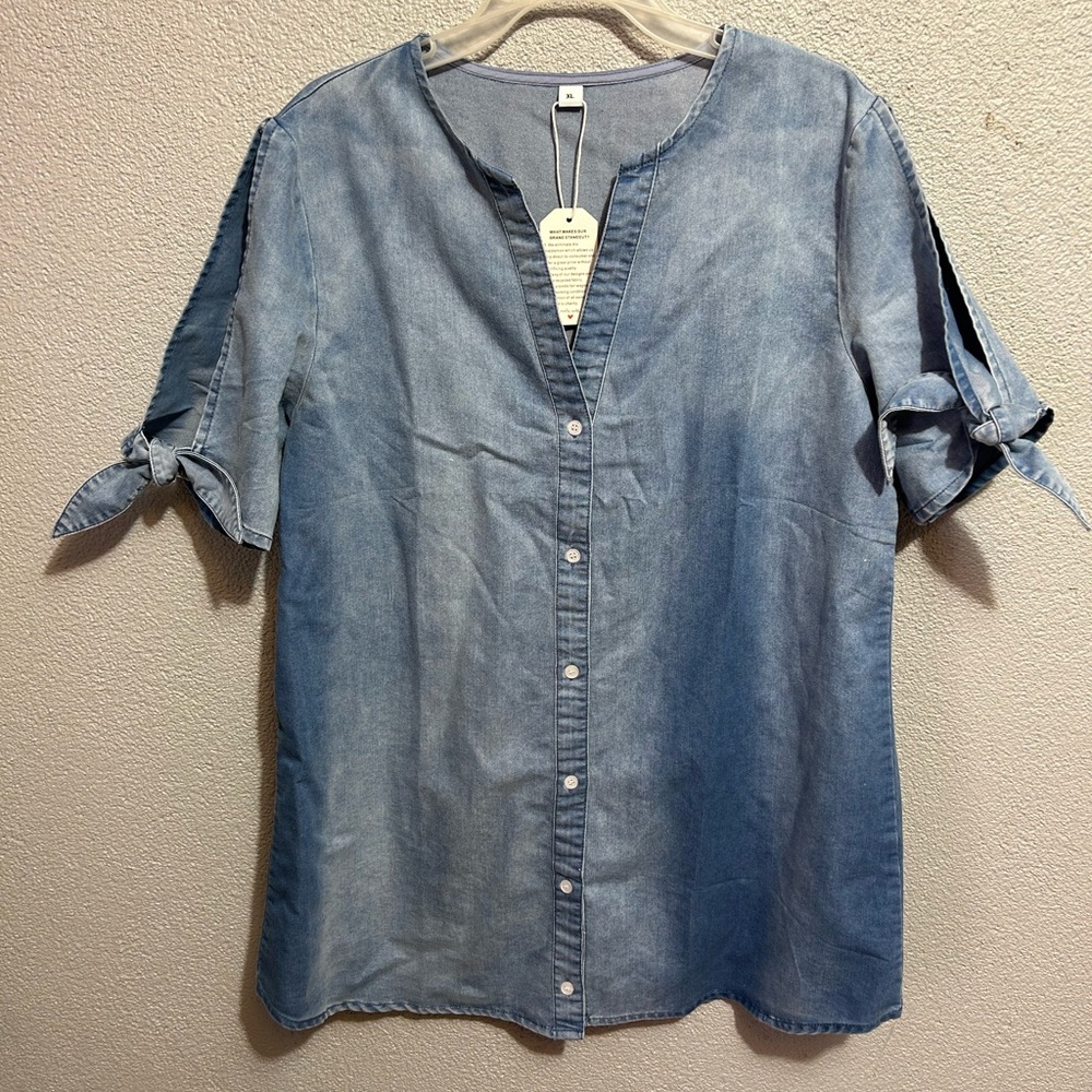 NWT soft denim button down size xl
